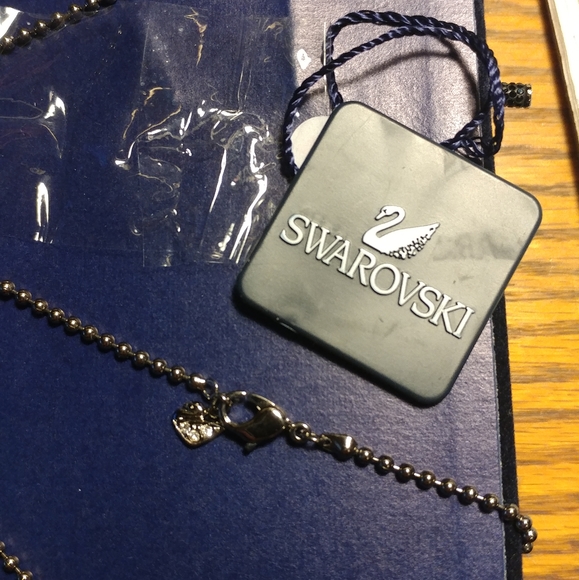 Swarovski Disney Pirates of the Caribbean Flag Necklace - Picture 2 of 4